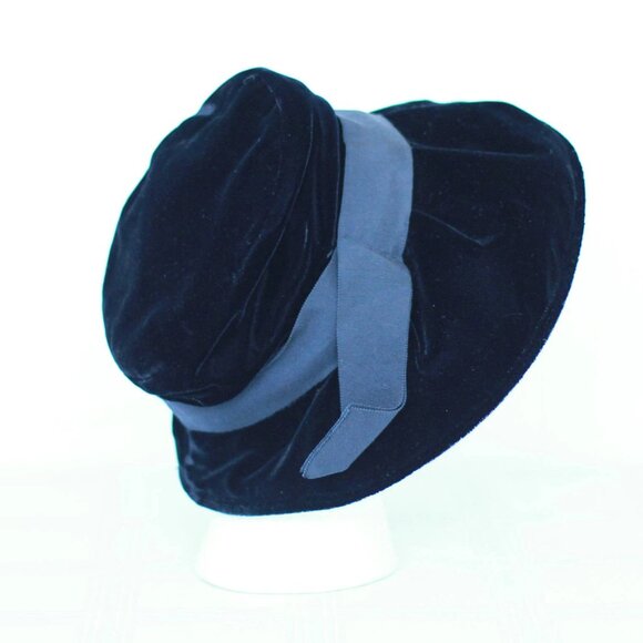 New look 50's black velvet hat - Picture 3 of 6